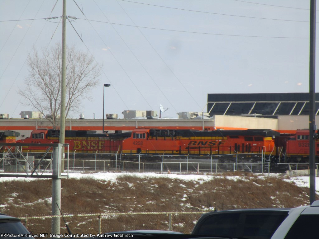 BNSF 4258